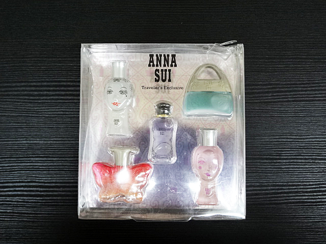 231円 一番人気物 ANNA SUI ミニ香水